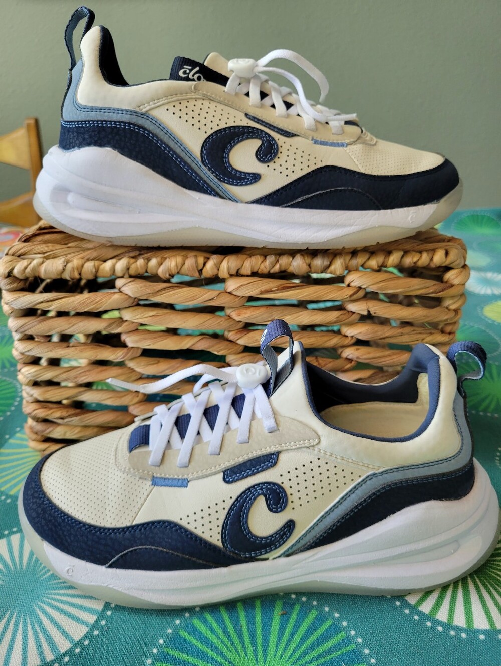 Clove Women's Strada Shoes Sneakers Sand / Navy / White Size 7.5